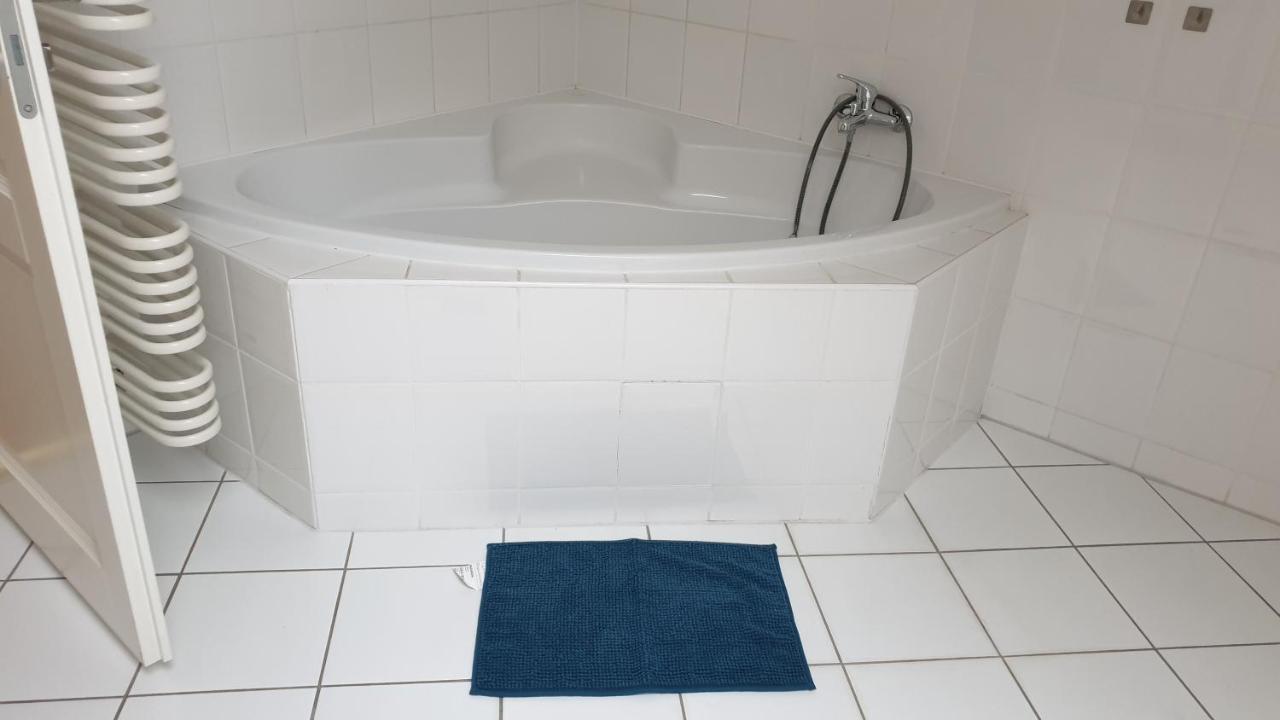 Fw Budueren Mit Oeffentlichem Wasserzugang 凯钦 外观 照片